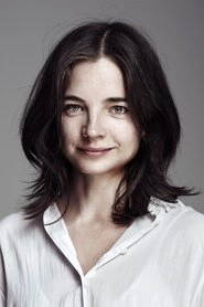 Ảnh diễn viên Louise Peterhoff
