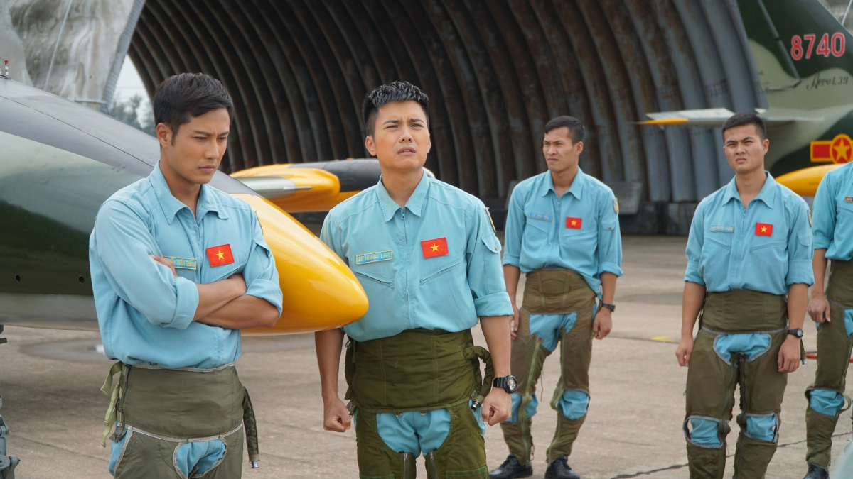 Yêu Hơn Cả Bầu Trời (Yêu Hơn Cả Bầu Trời)